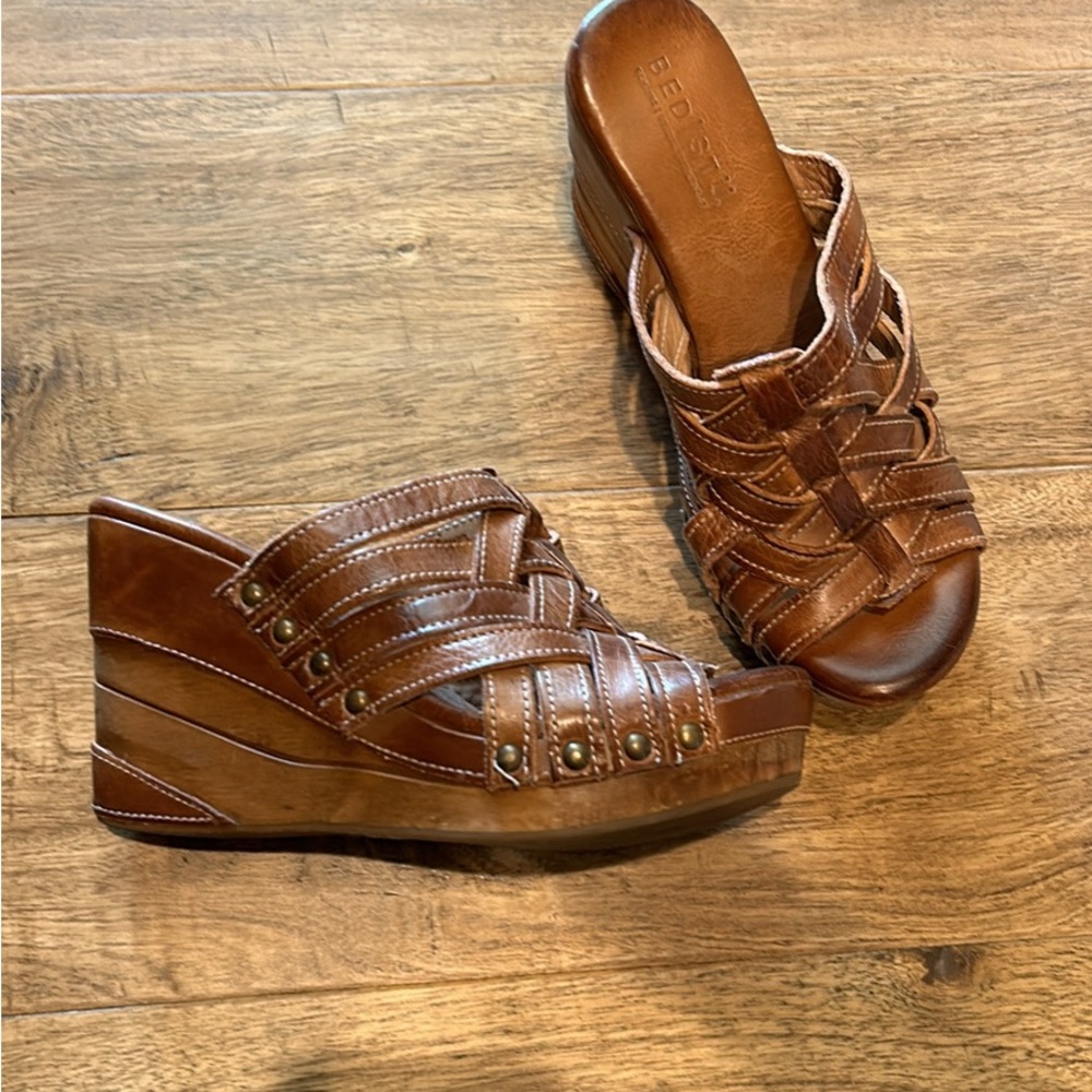 Bed Stu GINA II Wood Wedge Strappy Open Toe Leather Sandals - Picture 9 of 12